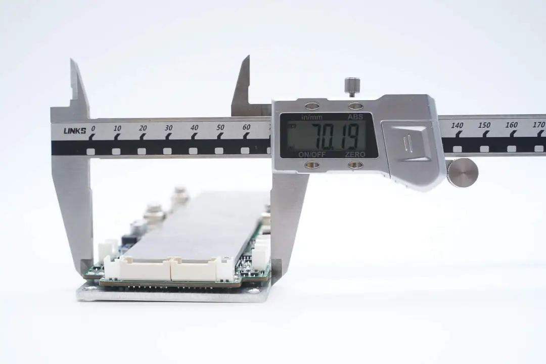 1758352646109963.jpg 1758352646109963.jpg